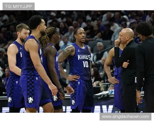 快船与火箭激战正酣10月22日精彩对决全程回顾与分析 快船与火箭激战正酣10月22日精彩对决全程回顾与分析