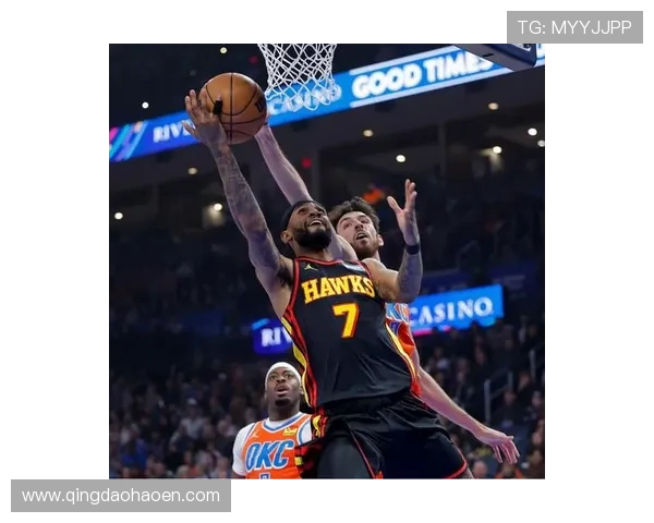 老鹰与雷霆激战10月8日赛场精彩瞬间回顾与分析 老鹰与雷霆激战10月8日赛场精彩瞬间回顾与分析