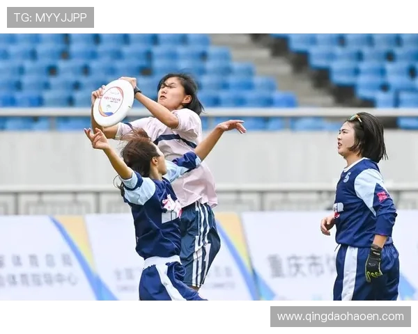 重庆飞盘队技术革新引发热议助力飞盘运动新发展 重庆飞盘队技术革新引发热议助力飞盘运动新发展