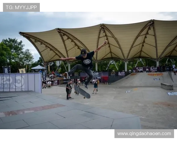 上海滑板队在攀岩联赛中的灵活性表现引发热议与思考