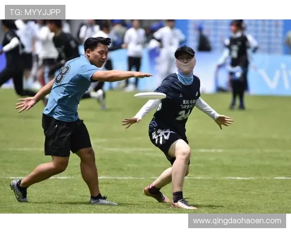 南京飞盘队实力强劲荣登全国第三名展现出色竞技水平与团队合作精神